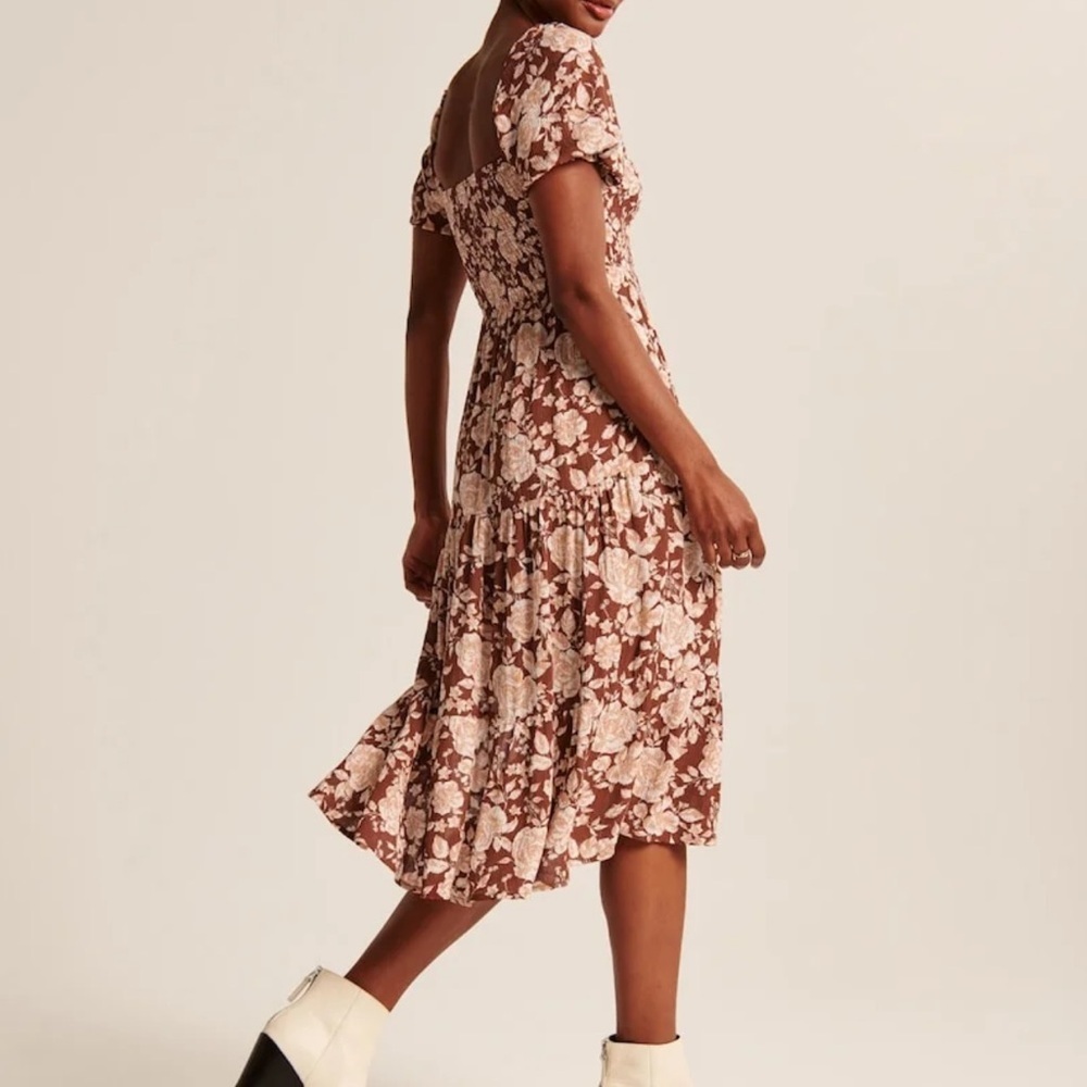 NWT ABERCROMBIE & FITCH Short-sleeve Smocked Midi Dress Sz MP
